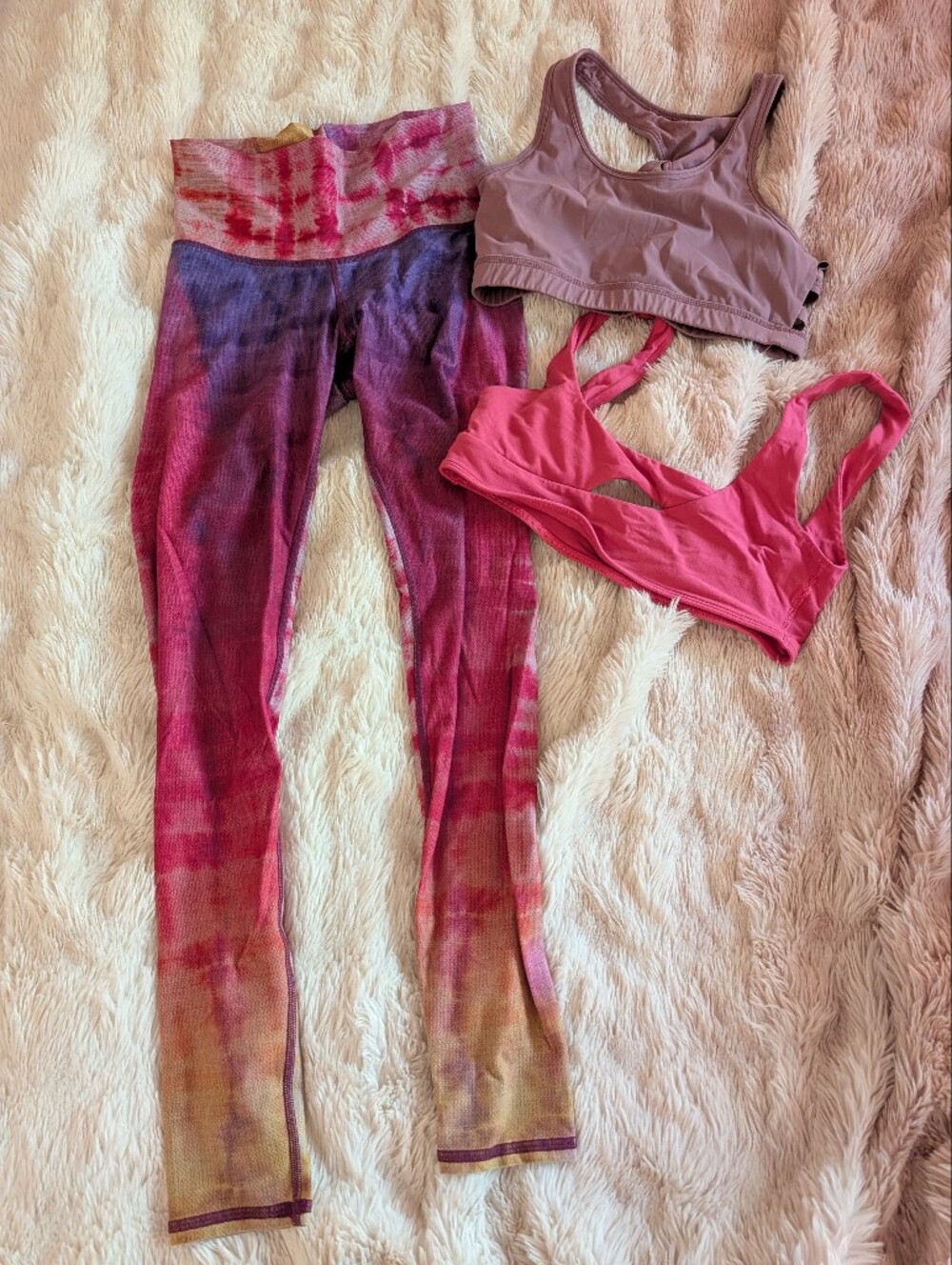 Women’s Pink Tie-Dye Lounge Leggings & Pink Bralette Set